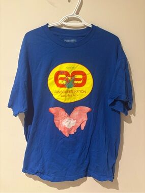 Pleasures t shirt